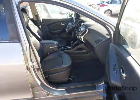 2013 Hyundai Tucson Gls z USA, uszkodzony, nr VIN KM8JU3AC0DU742783